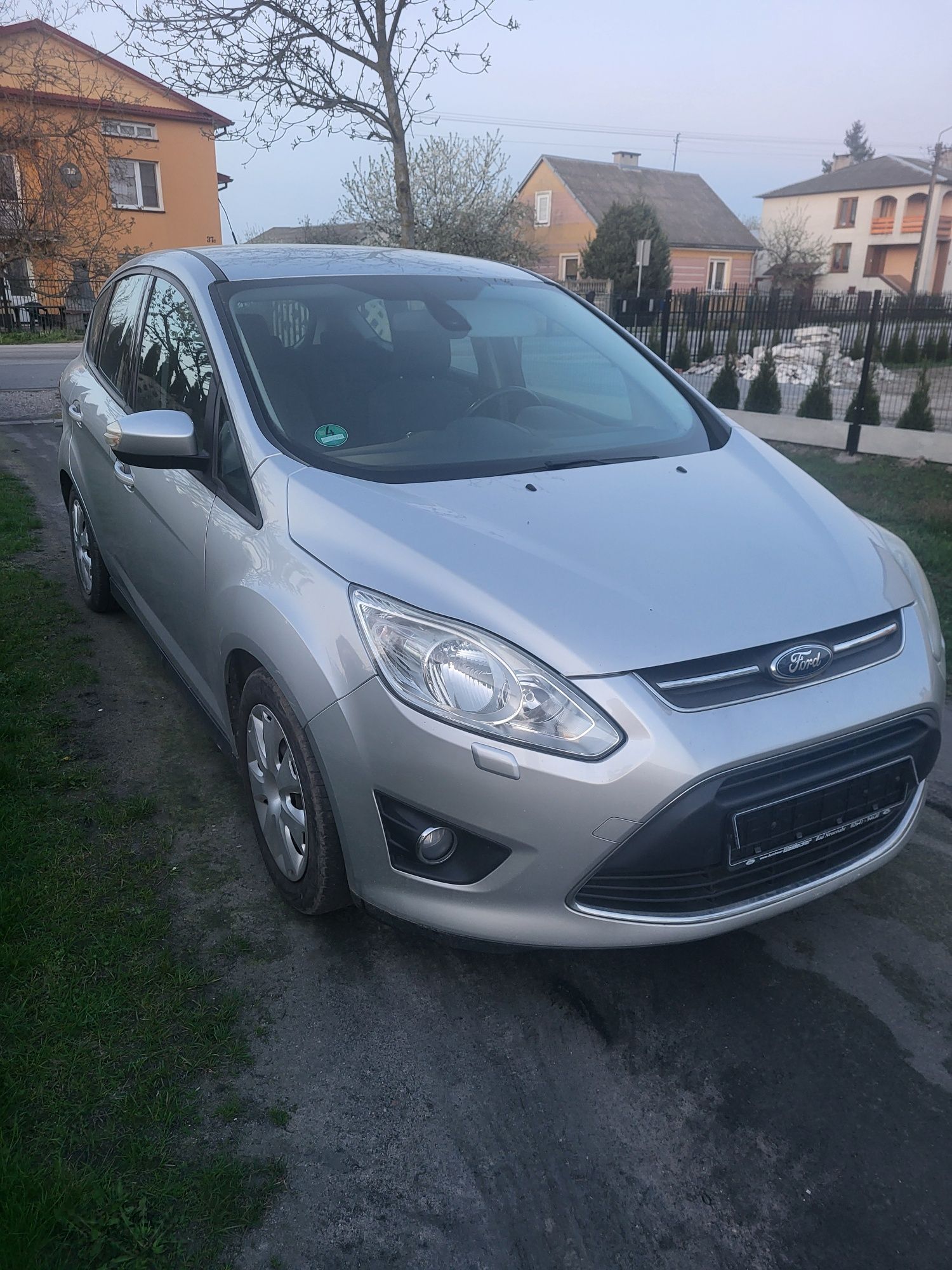 Ford C-MAX  1.6 benzyna  2011r