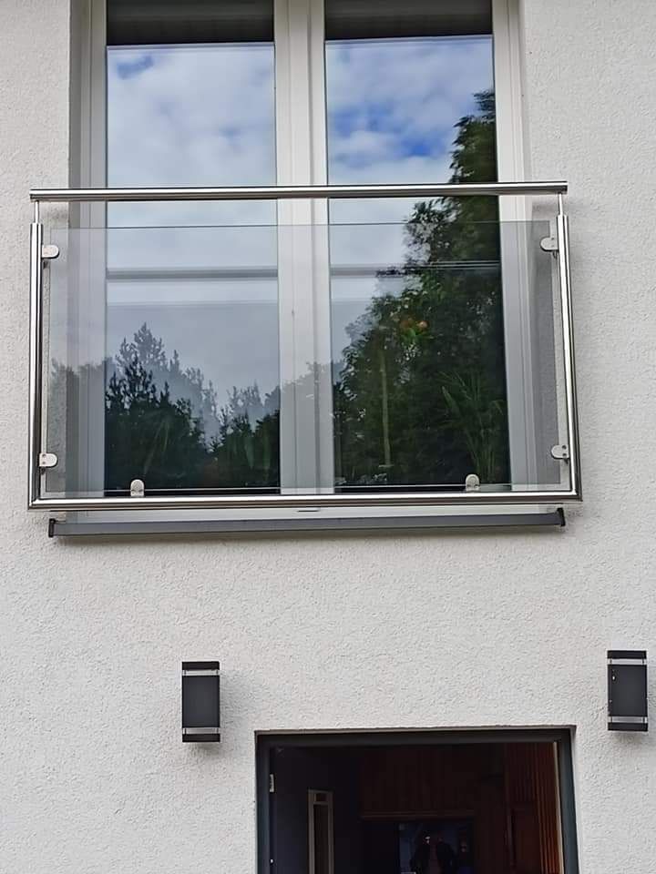Balustrady okienne/zabezpieczenia/okna francuskie