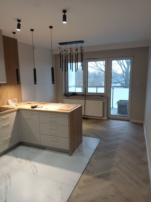 Szpachlowanie malowanie sufity zabudowy gk remonty glazura gres panele