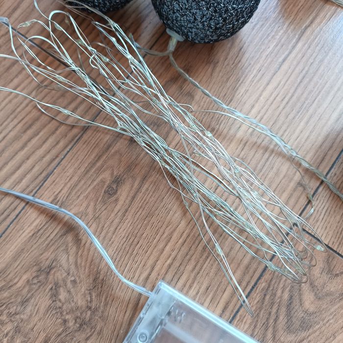 Lampki dekoracyjne girlanda LED kule świetlne
