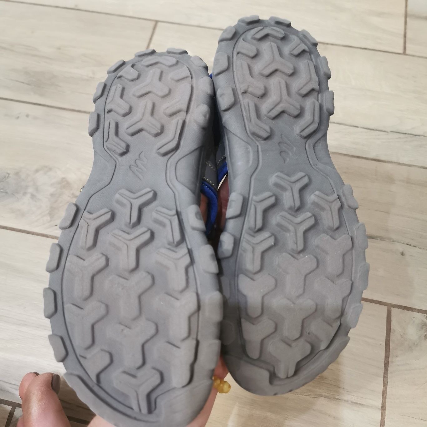 Quechua sandały 31/32 Decathlon