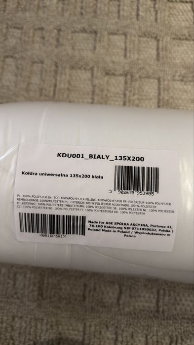 Conjunto: Edredão 135x200 + 2 Enchimentos de Almofada + 2 Almofadas