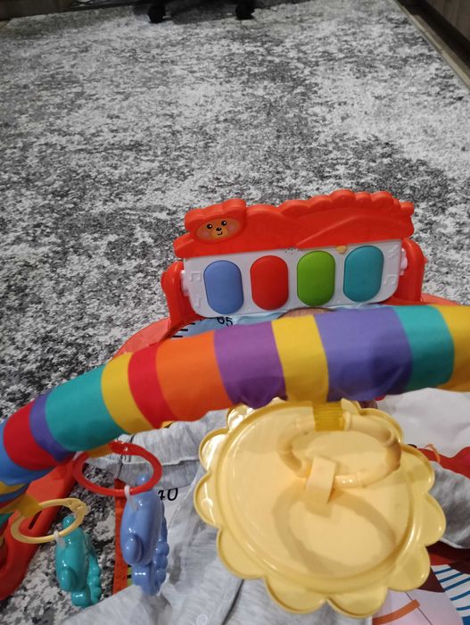 Дитяча іграшка коврик