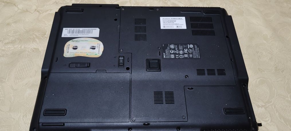 2 Laptopy Acer i Toshiba