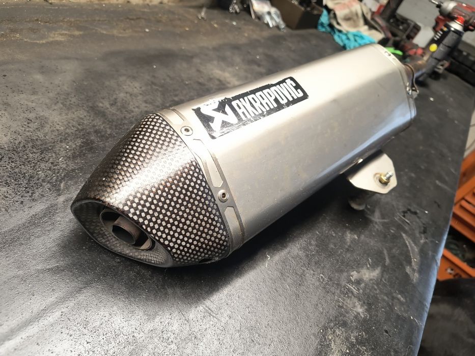 Tłumik wydech acrapovic Piaggio x10 tuning x Evo x9