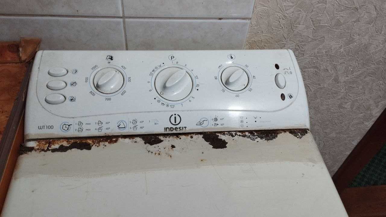 Пральна машина Indesit WT-100