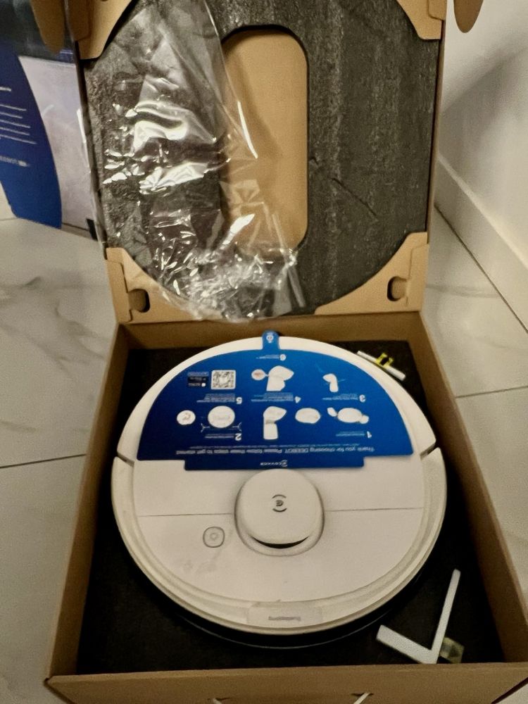 Робот пилосос ECOVACS DEEBOT OZMO N8  Plus Білий