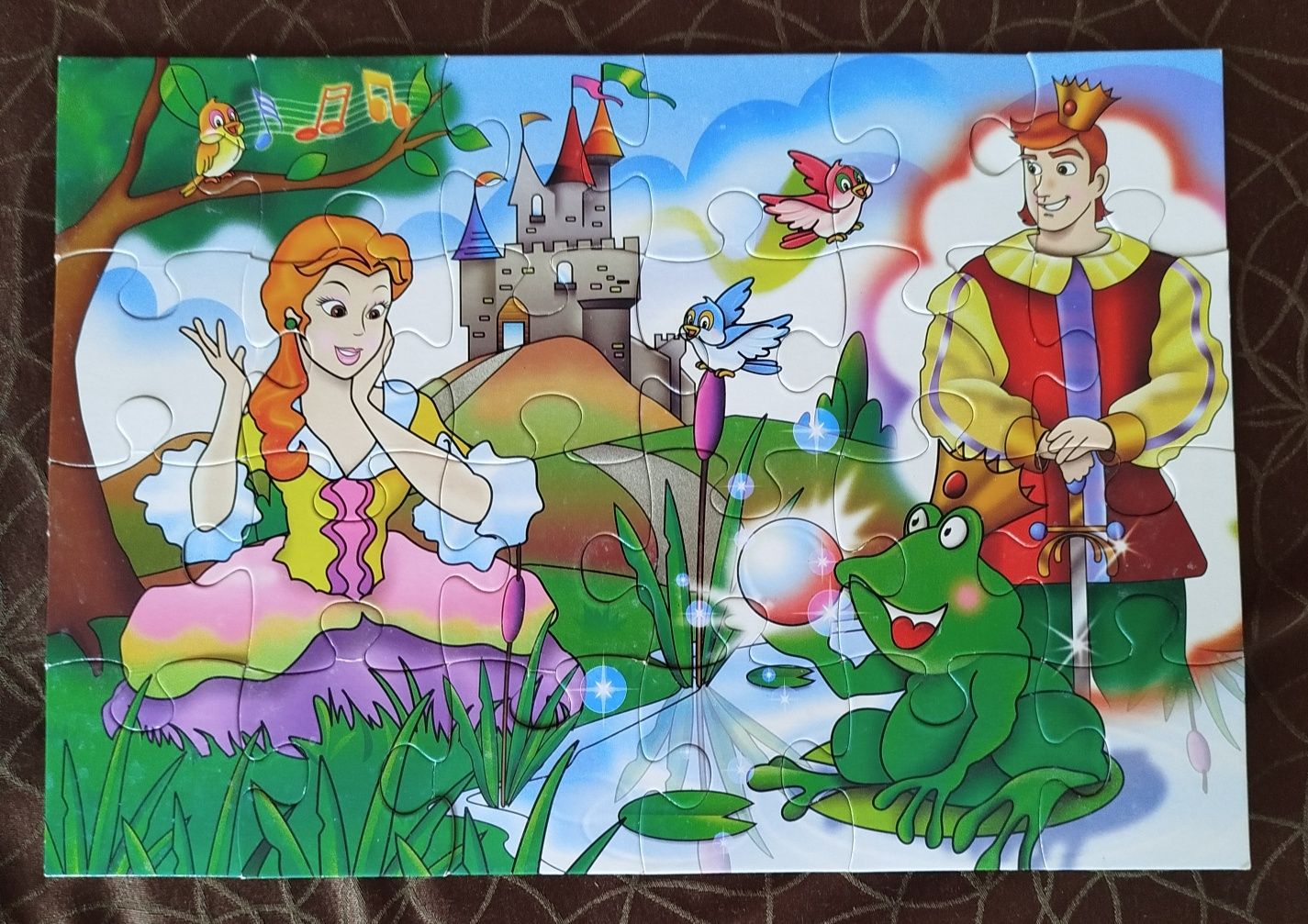 Brinquedos diversos,2 puzzles,livro 3D Animais