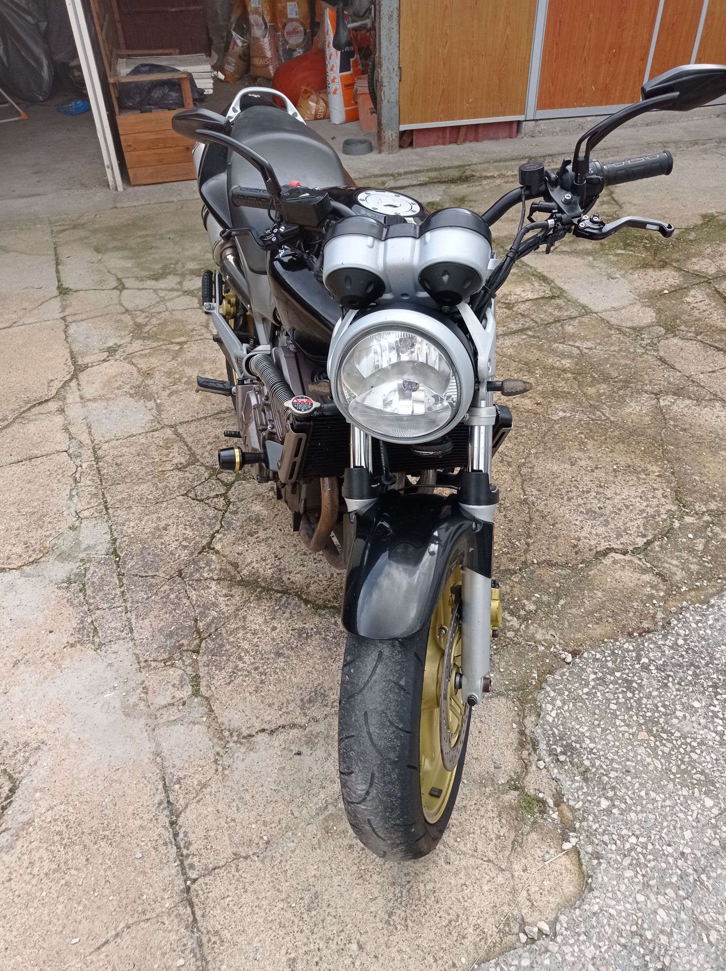 Honda Hornet 600cc