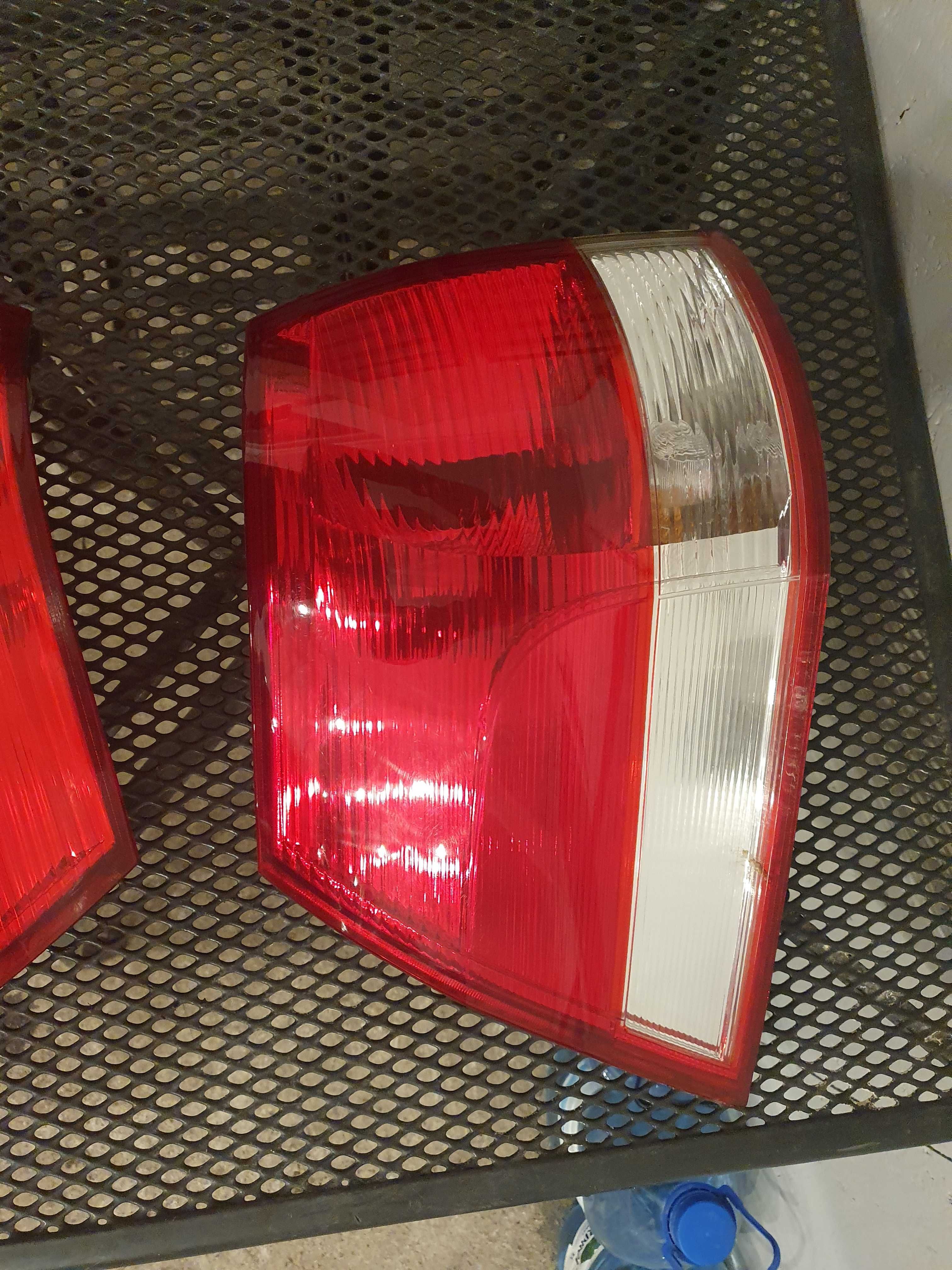 Lampa tyl tylna Opel Vectra c kombi lift kompletna europa