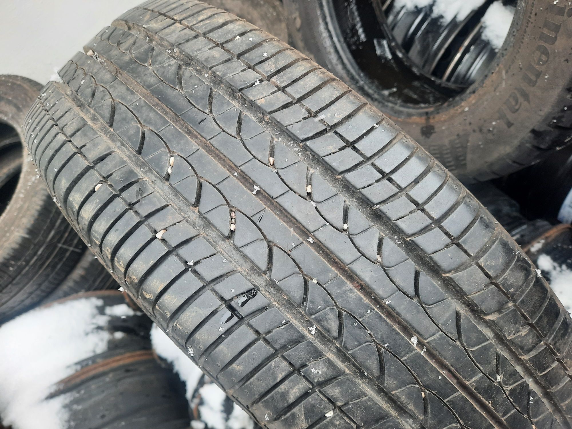 Літні шини (летняя резина) 175/70r14 Bridgestone B250