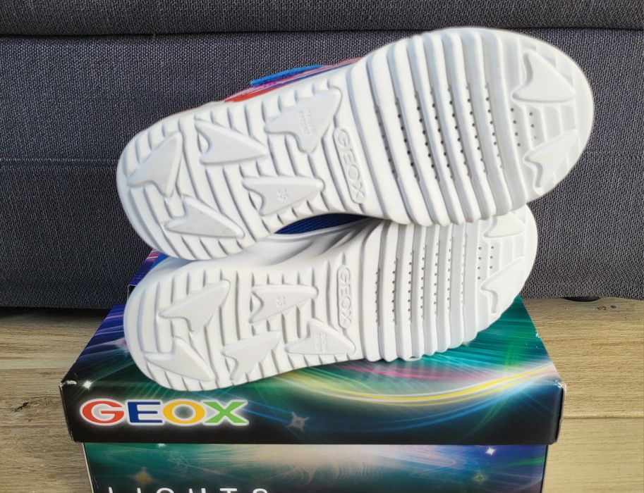 Nowe buty Geox rozmiar 36 wkładka  23.8cm