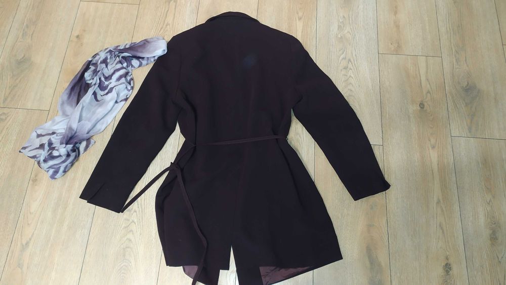 wdzianko marynarka  rozmiar 42 L / XL
z apaszką