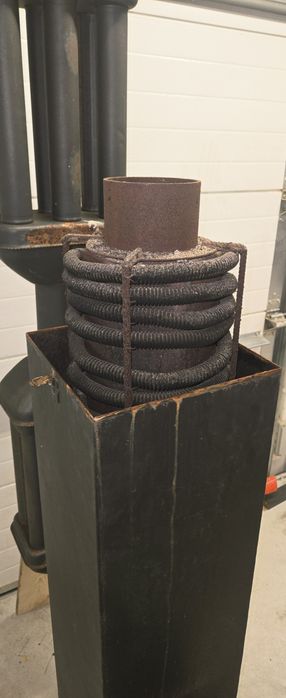 Piec rakietowy koza piec na drewno z płaszczem wodnym