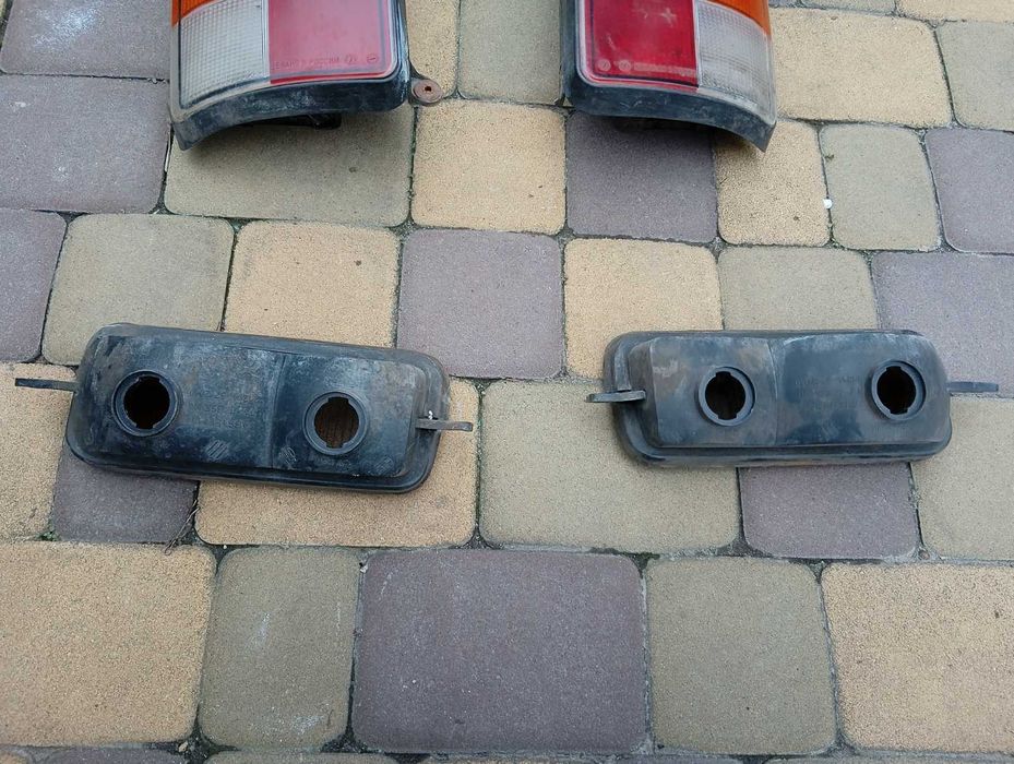 Стопарі на Ніву,габаритні та поворотні фари