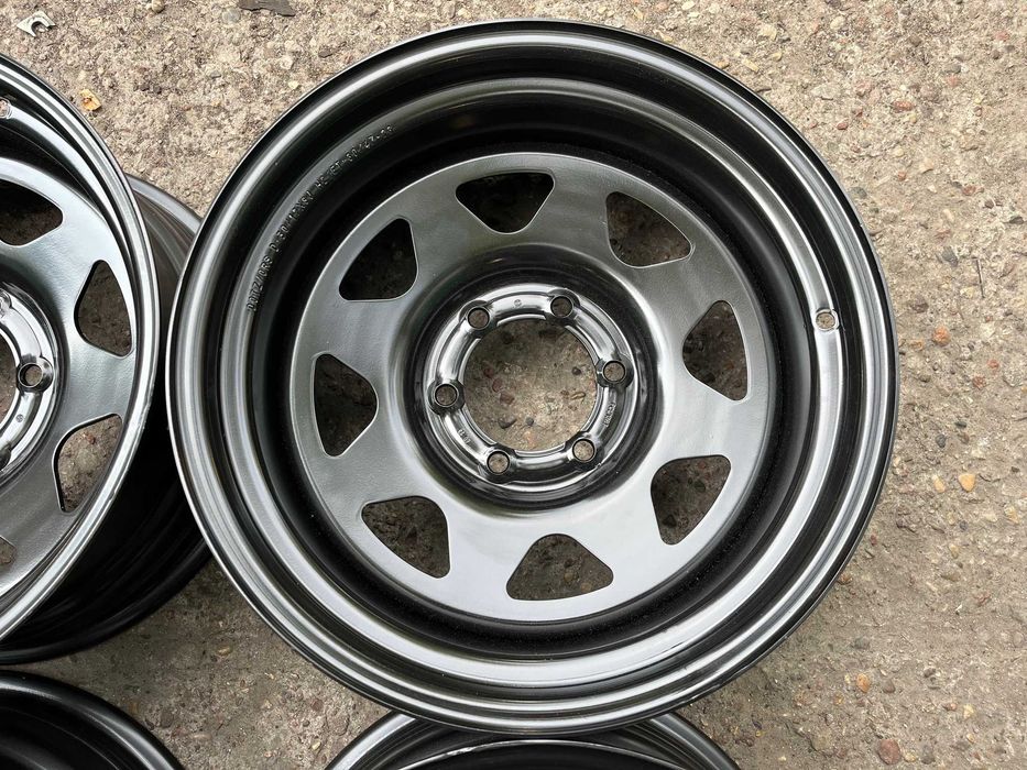 4x felga stalowa DOTZ 4X4 extreme dark 17x8 roz. 6x139,7 ET -30 TOYOTA