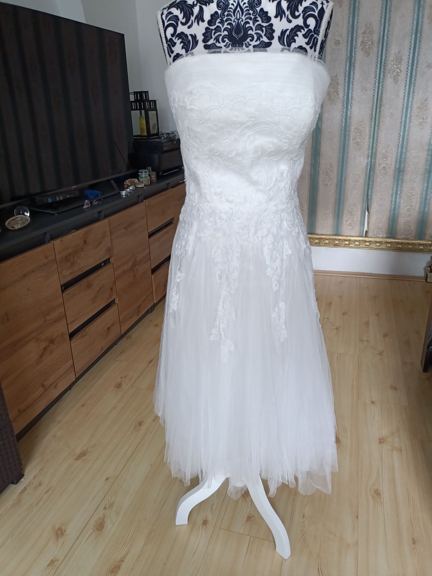 Biała suknia ślubna MIDI 42