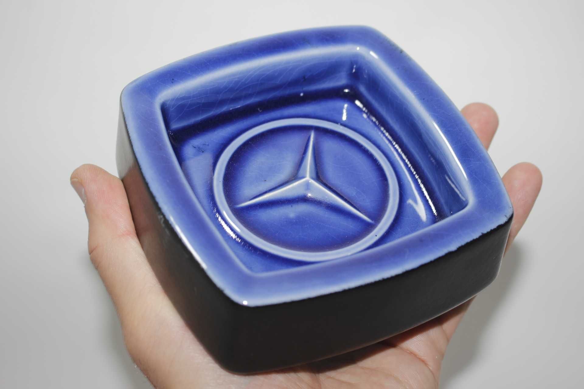 Antigo Cinzeiro Loiça Mercedes - Azul e preto