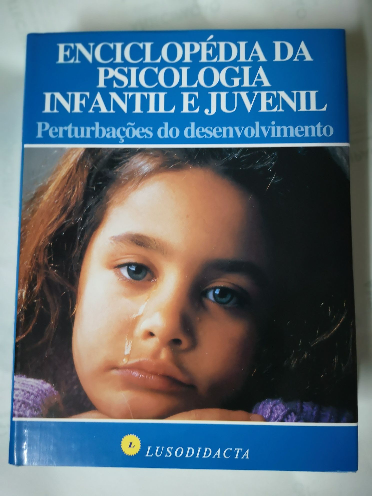 Enciclopédia da Psicologia infantil e juvenil - 3 volumes