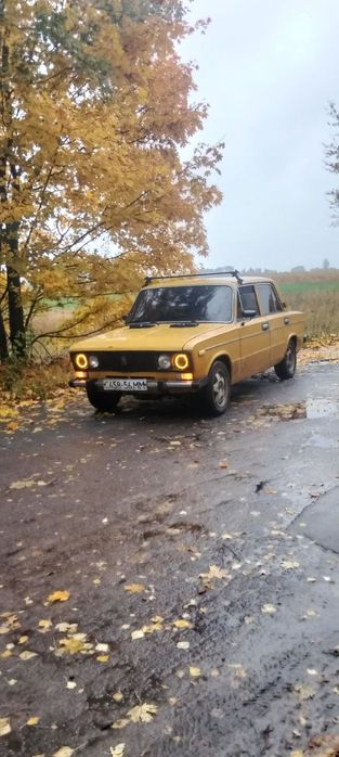 Продам ваз 2103 в хорошем состояние