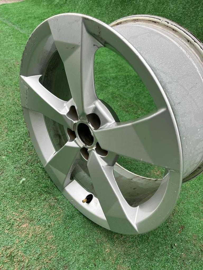 Felga aluminiowa Audi OE A1 7.0" x 16" 5x100 ET 34