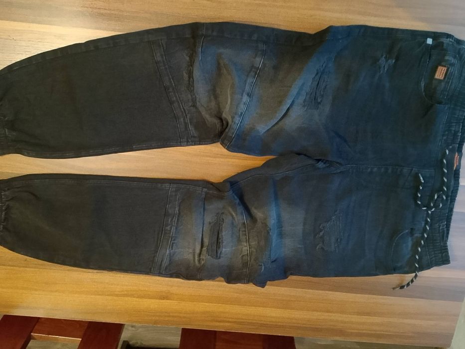 Spodnie joggery 34/34 czarne