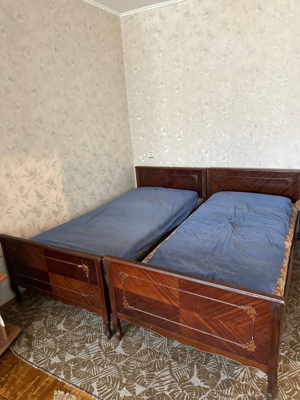 Розпродаж шафа купе, ліжко, матрац кровать