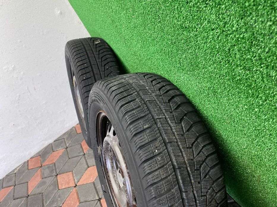 Шини зимові пара Hankook Winter icePT evo2 215/60 R16  5-6мм залишок