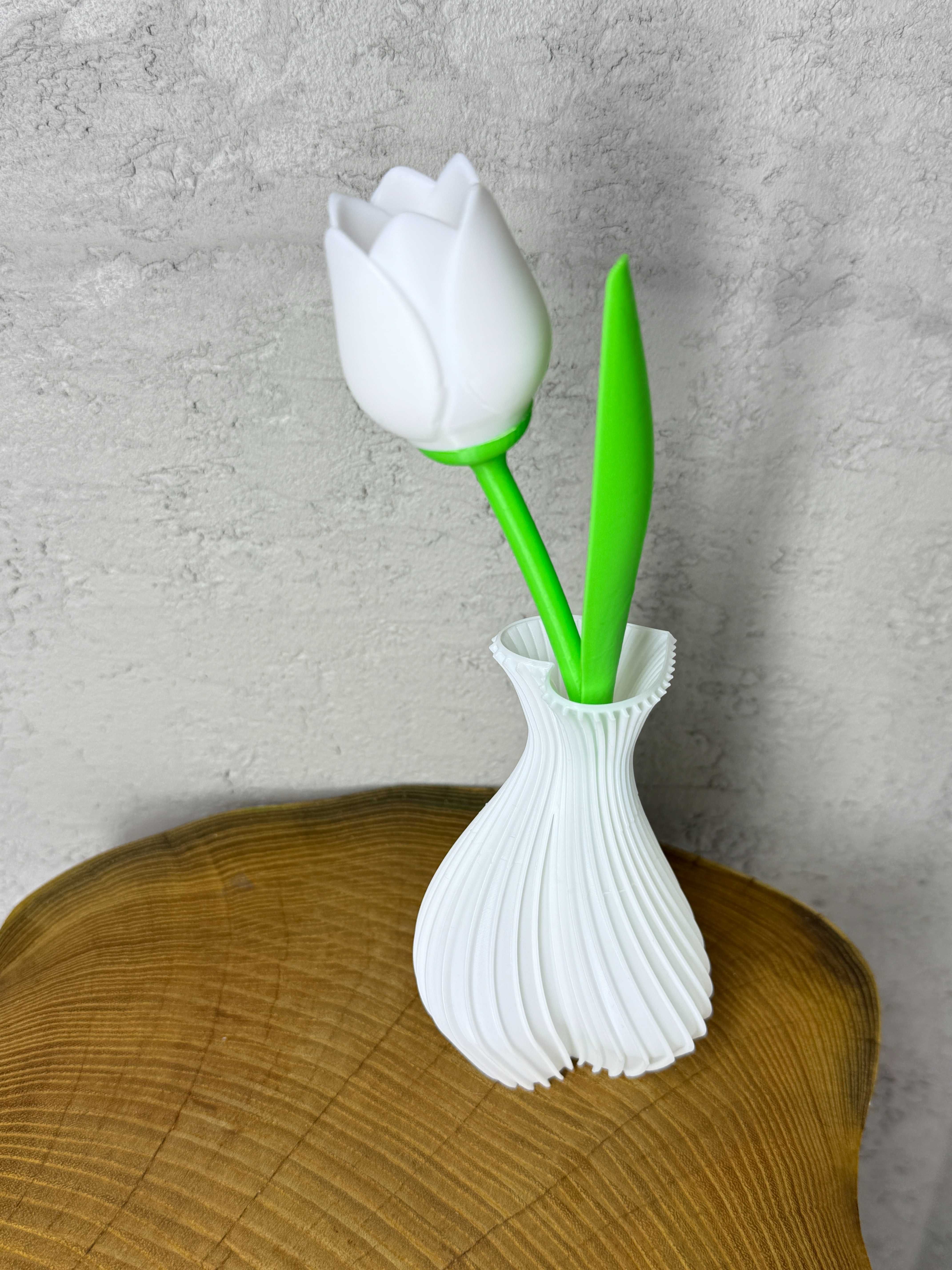 Tulipan 3D – nowoczesny, realistyczny, sztuczny kwiat, druk 3D, kolory