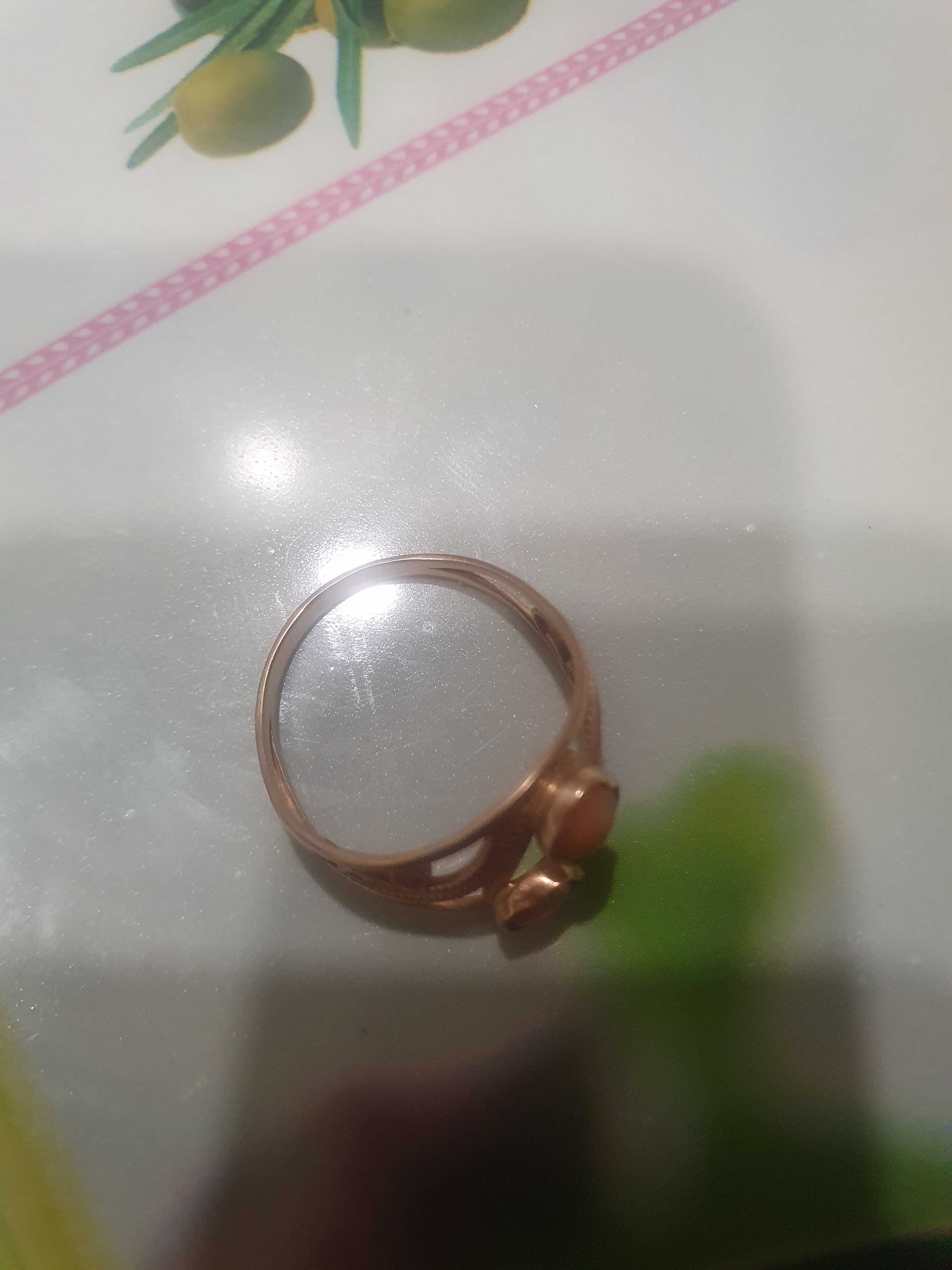 Złoty pierścionek prl , proba 585