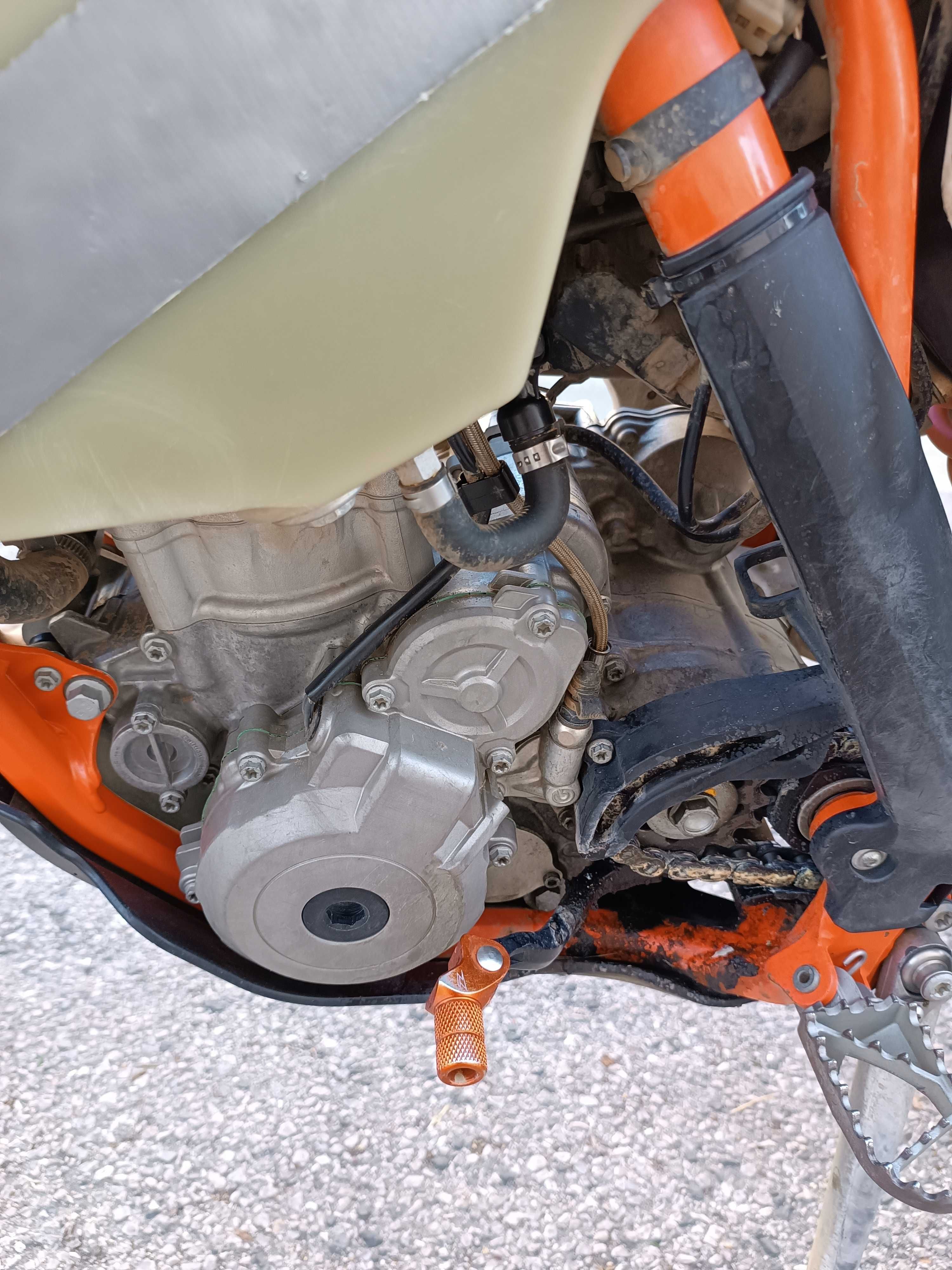 KTM 250 exc com Matrícula