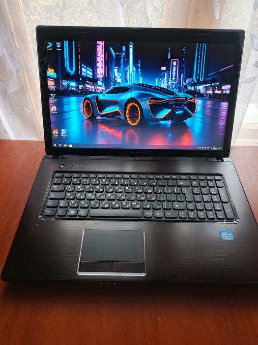 Lenovo 17,3" i3 GeForce 8Gb/878Gb+SSD Ідеальний стан