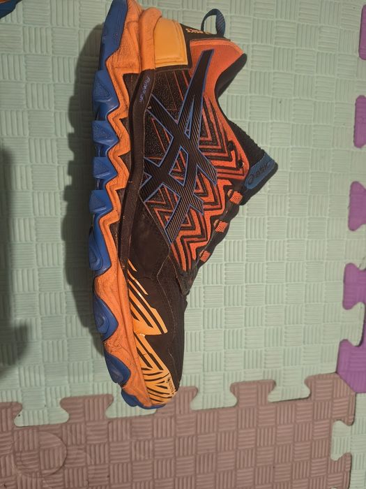 Кросівки асікс 43