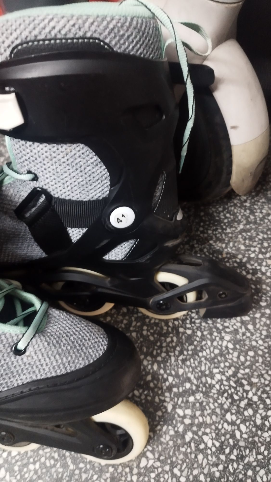 Patins Oxelo 41 rodas 76 ml