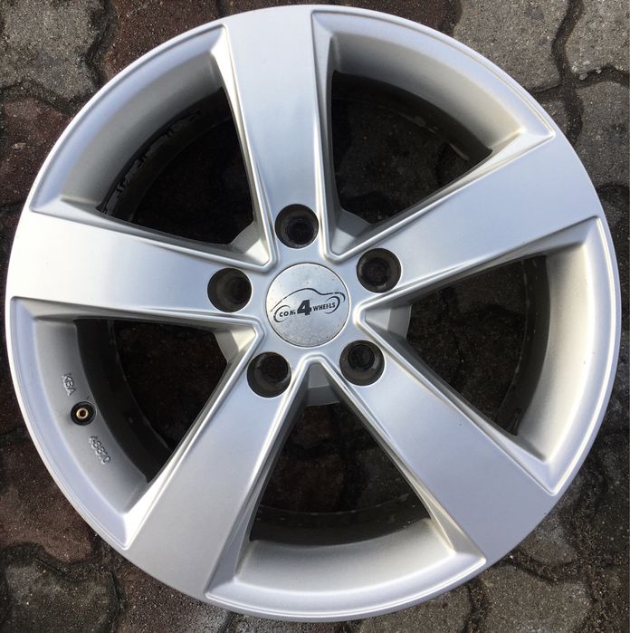 Felgi aluminiowe TOYOTA KIA HYUNDAI MAZDA 5x114,3 ET39 R16!