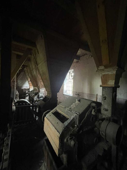 Продається старий автентичний  млин 10 км до кордону