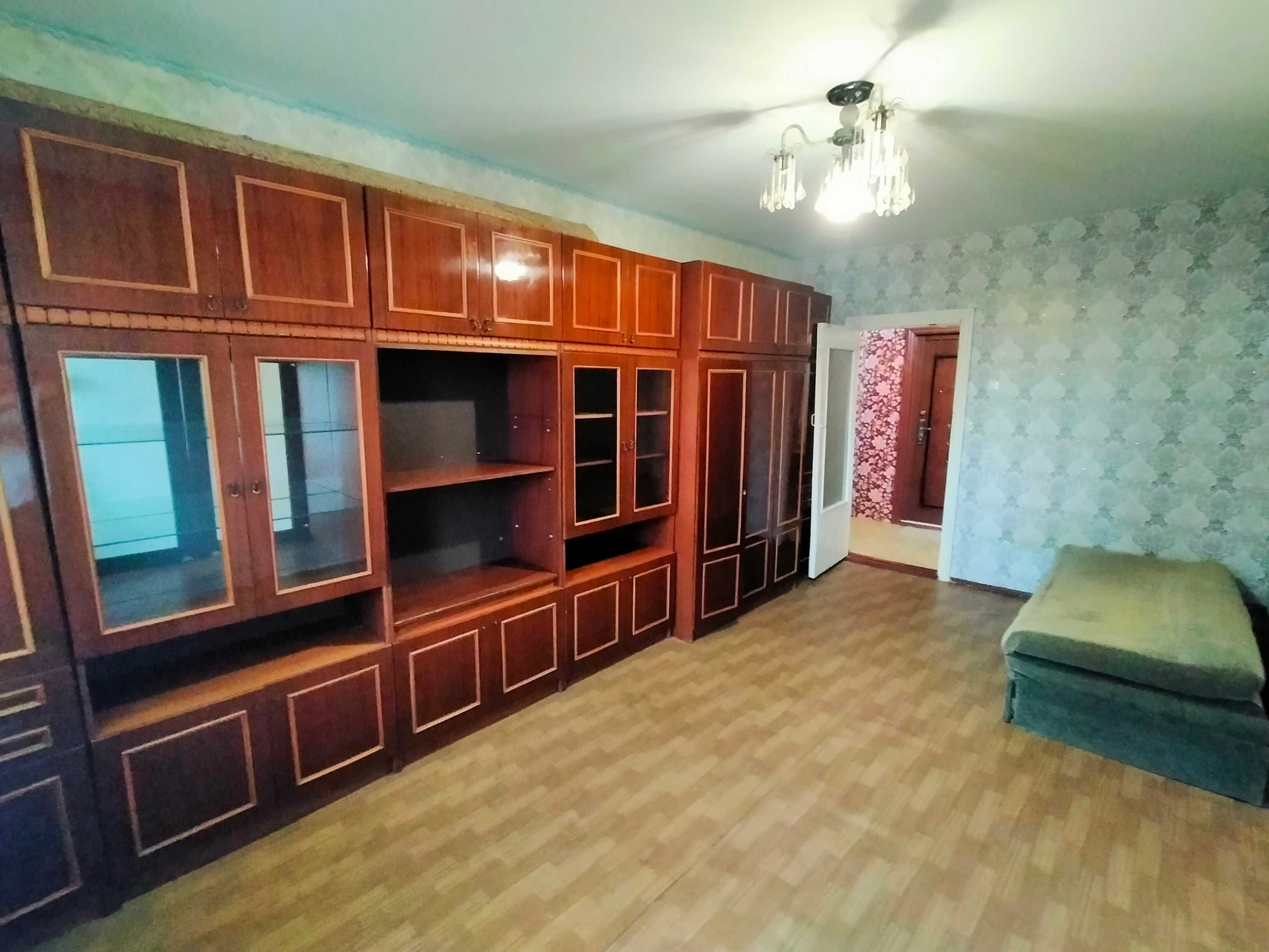 Оренда дешевої 1-кім ОЗЕРНА біля нової школи.Тільки дзвонити