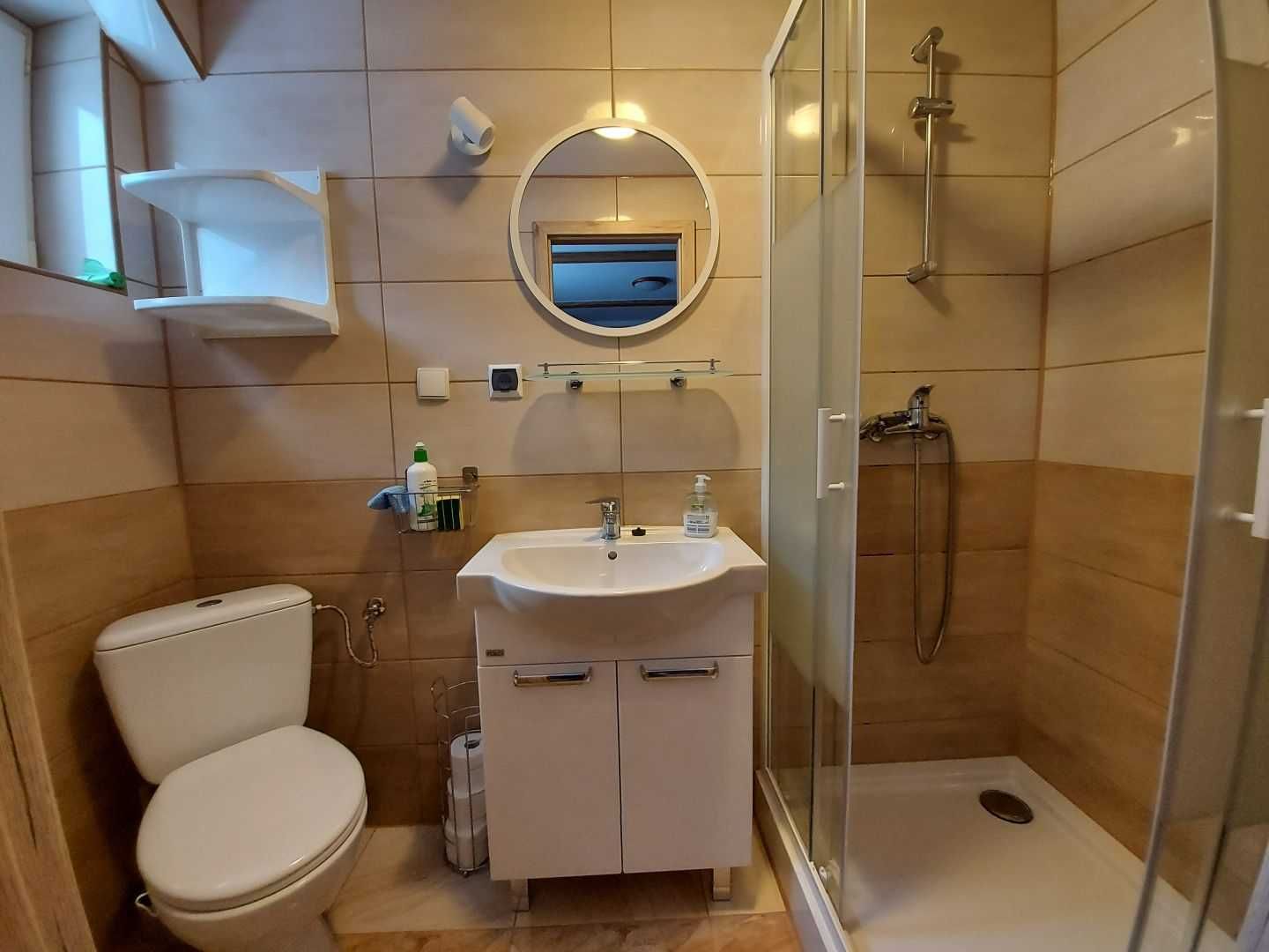 Wolne od 29.08 Apartament i pokoje . Centrum. Noclegi .Góry