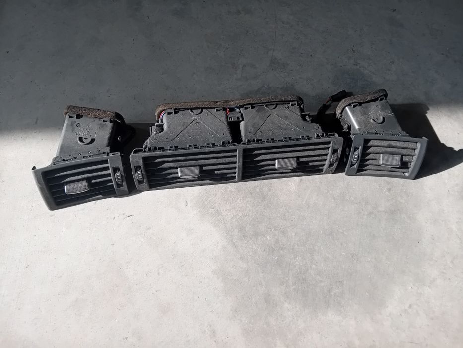 Audi a4 b6 b7 kratki nawiewu środkowa kratka prawa lewa