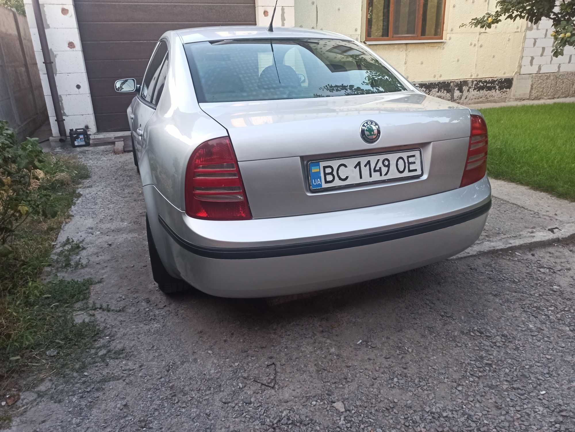 Skoda Superb 1 седан