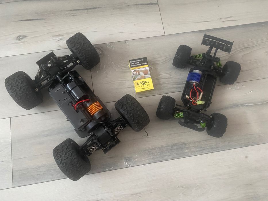 Profesjonalne autka zdalnie sterowane 2 sztuki