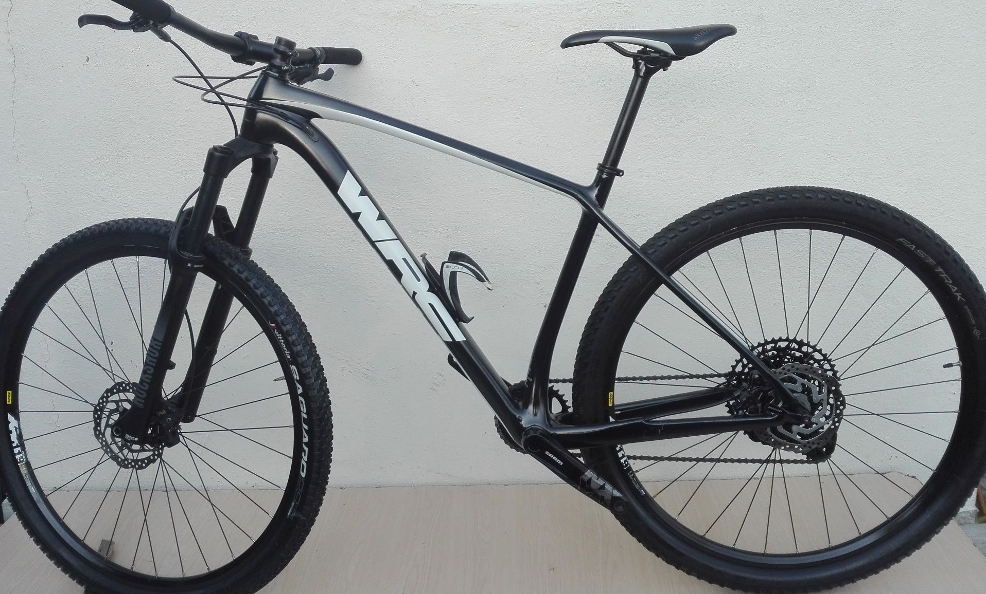 J-bikes usadas ok carbono 12v WRC 29 L