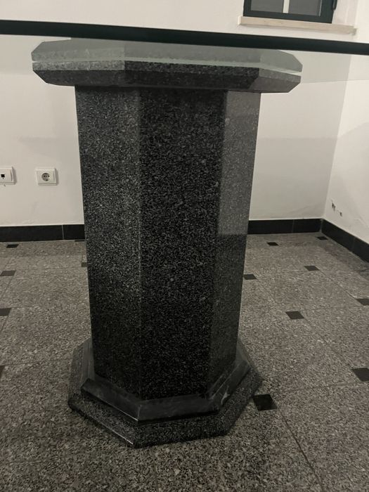 Mesa de Sala de Jantar – Vidro 190x89 cm + Base em Pedra – Albufeira