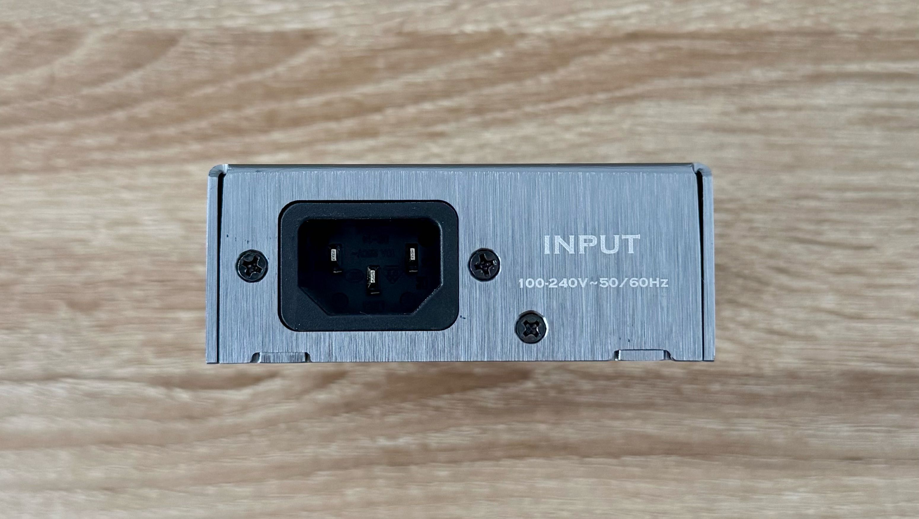 PowerPlant ISO-1AC Pro Modular - Harley Benton