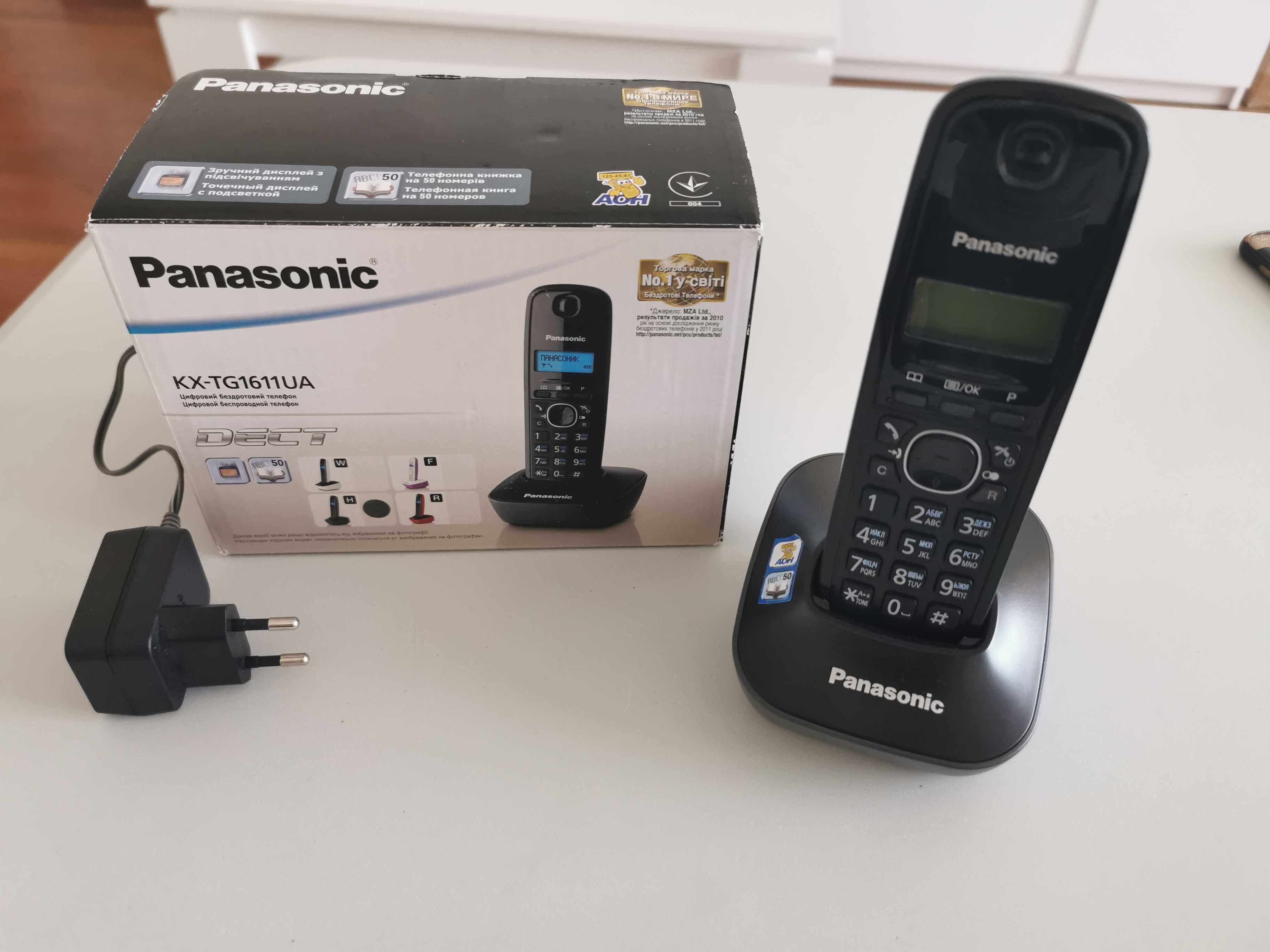 Радіотелефон DECT Panasonic KX-TG1611UAR Black