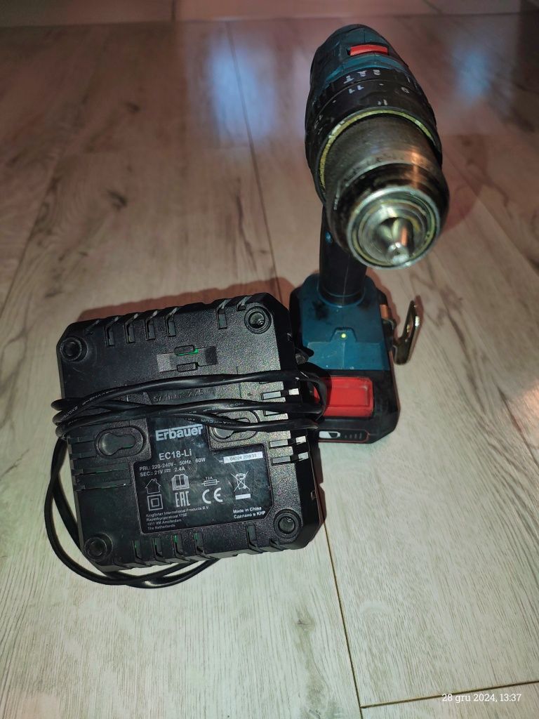 Sprzedam wkrętarkę udarową Erbauer 18V z baterią,ładowarkę w komplecie