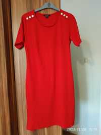 Sukienka czerwona dzianinowa