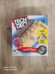 Tech Deck ze skateparkiem