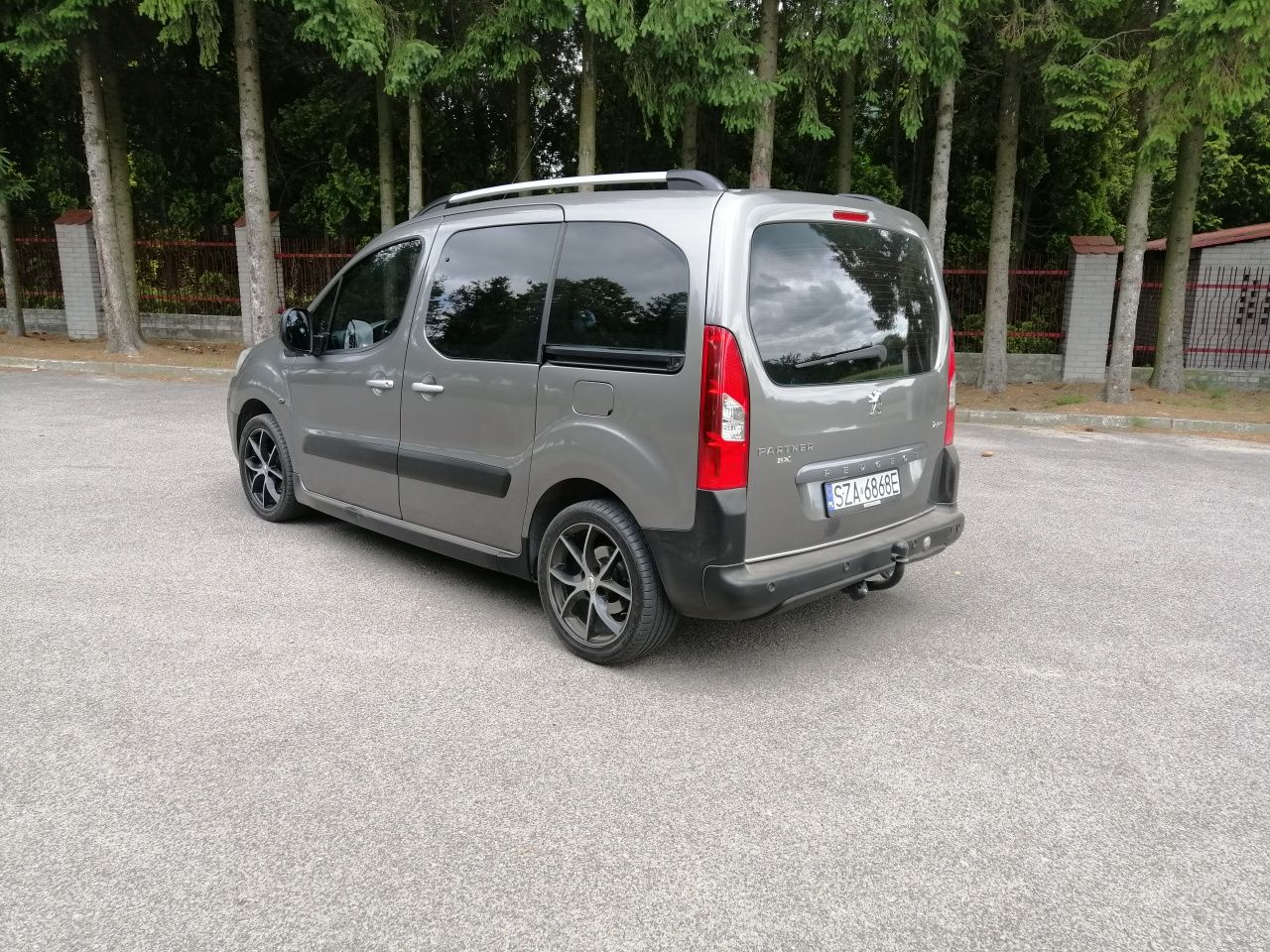 Peugeot Partner Tapee Zadbany Auto Prywatne