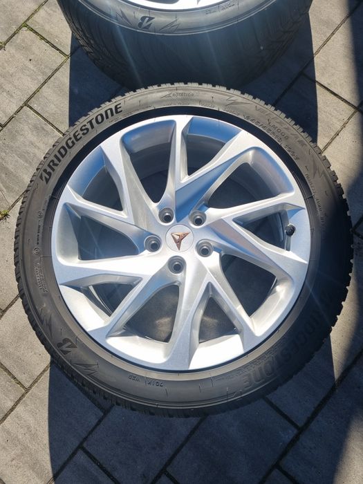 Oryginalne koła Cupra Formentor, Bridgestone Blizzak 245/45R18 2022r